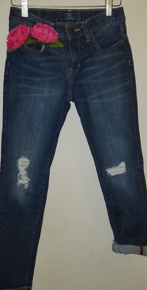 Girlfriend Jeans in destruction